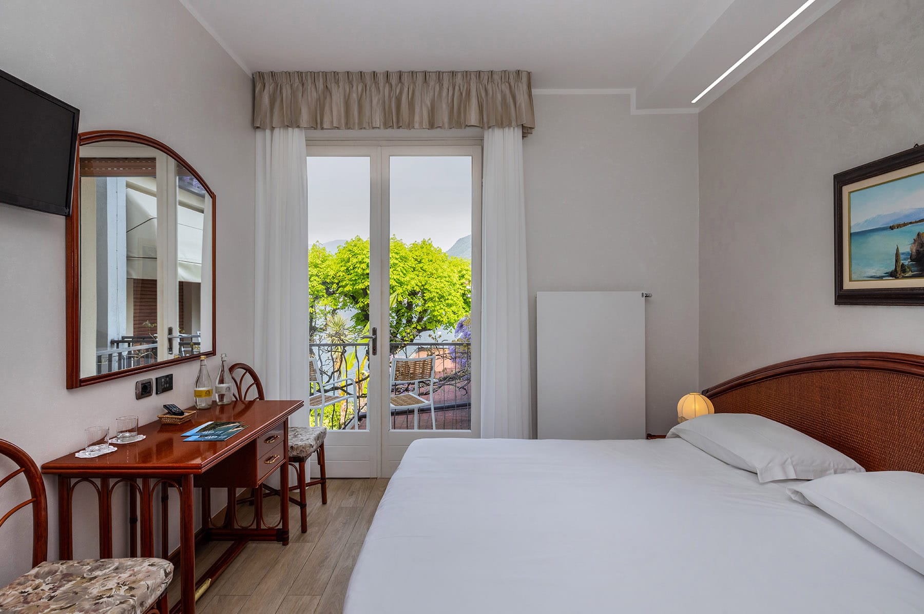 5-garden-zorzi-camere-vistalago-frontale-2